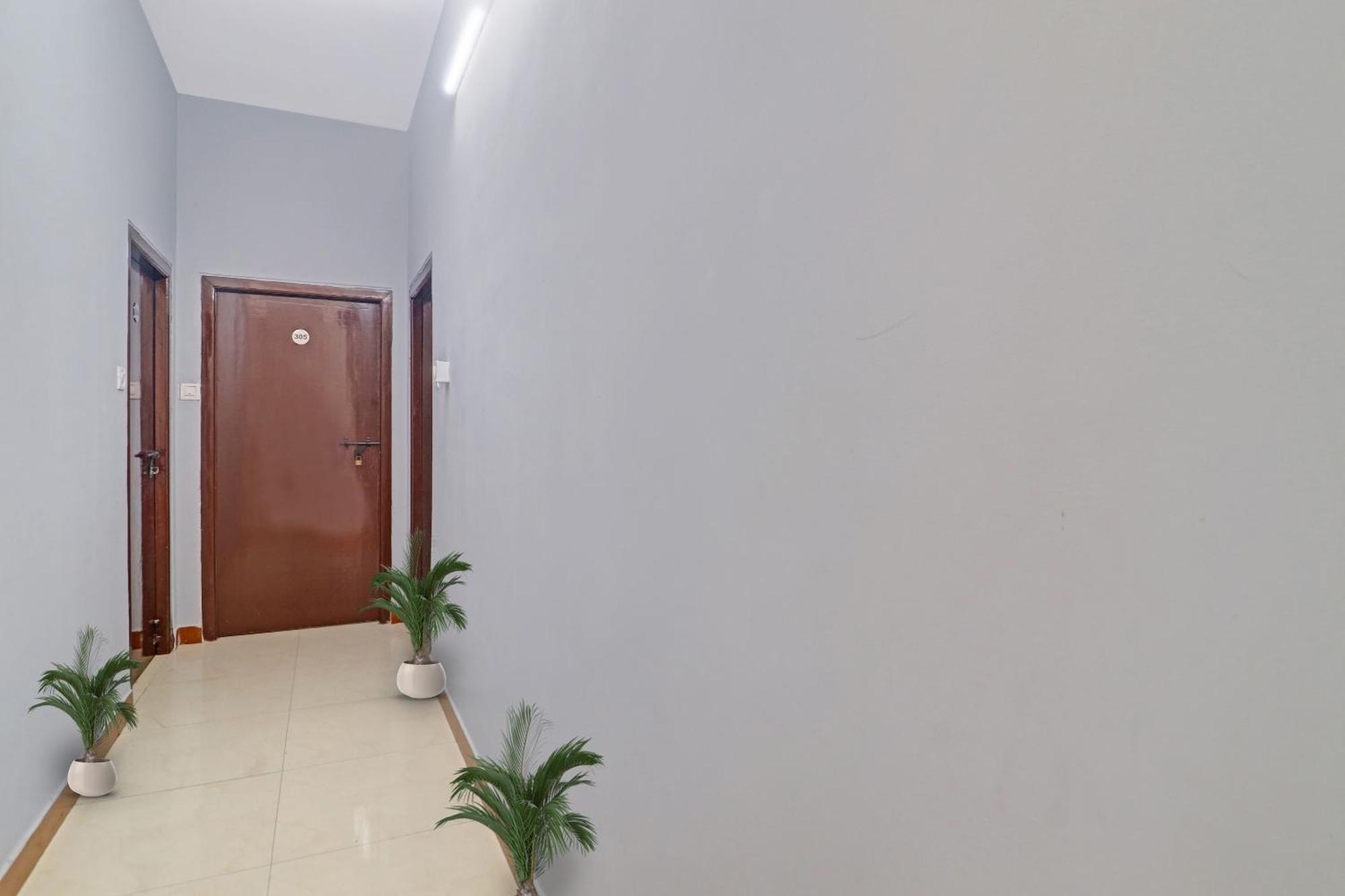 Hotel O Jagannath Near Shilparamam Kondapur  Екстериор снимка