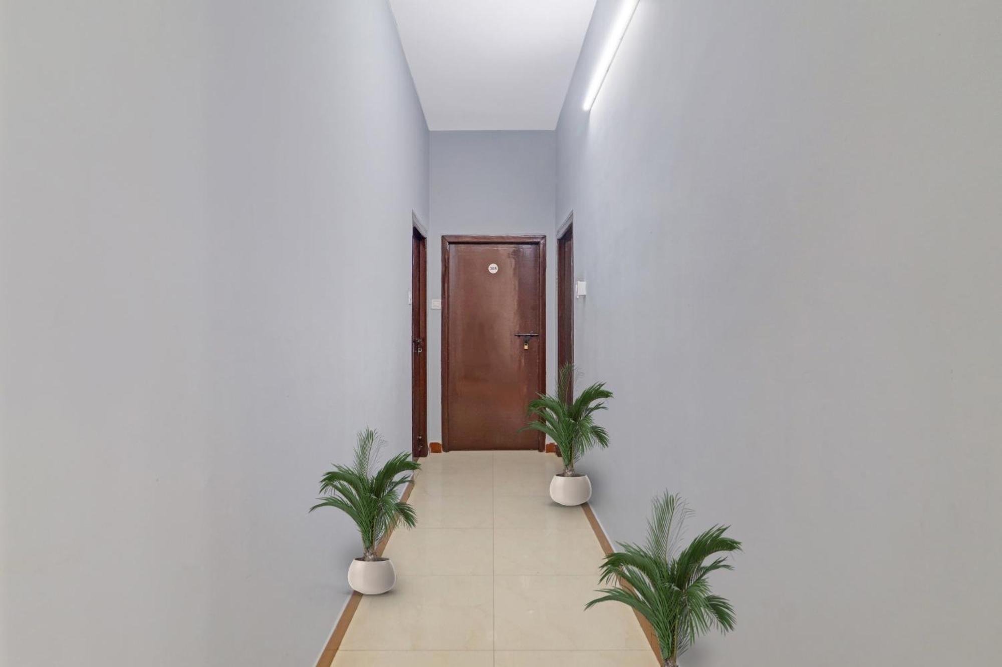 Hotel O Jagannath Near Shilparamam Kondapur  Екстериор снимка